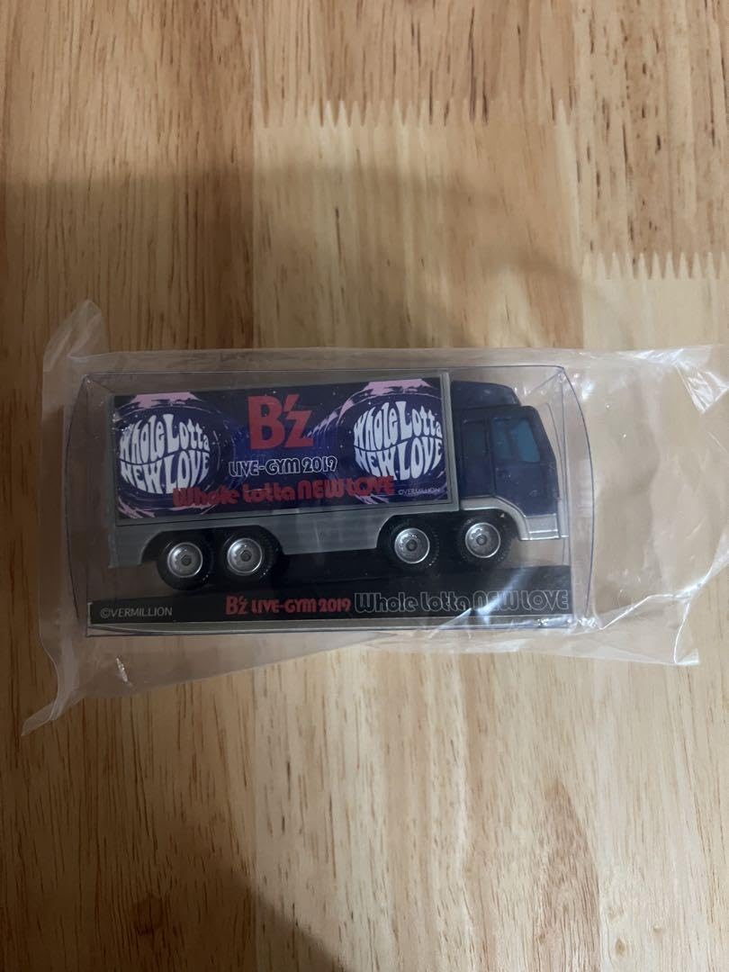 M4 未開封 B'z LIVE-GYM 2019-Whole Lotta B'z / WOLF 【B'z LIVE-GYM 2019 -Whole Lotta NEW LOVE